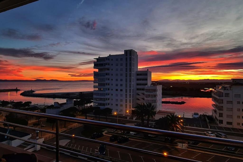 Sunsetmare Vacational Apartment Roses